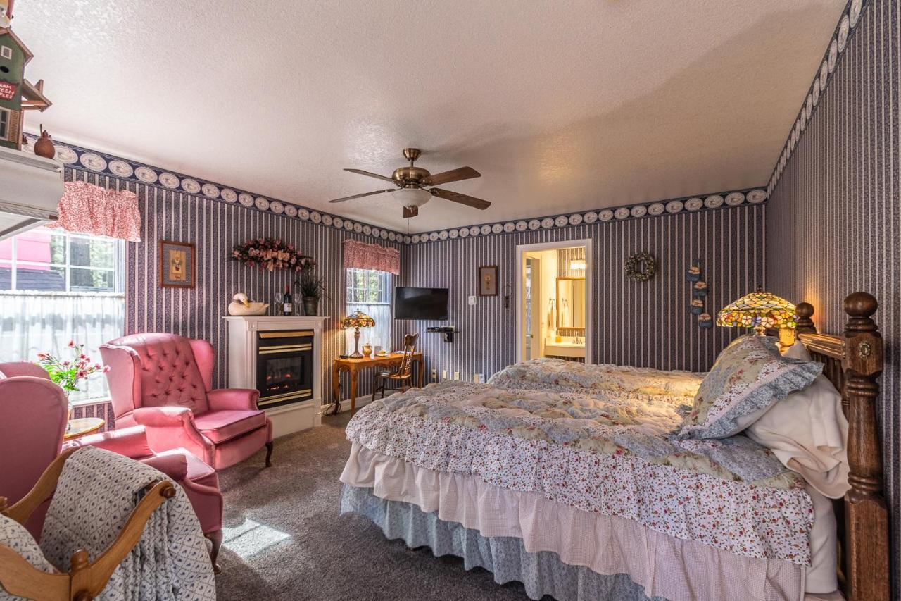 Apples Bed And Breakfast Inn Big Bear Lake Exterior foto