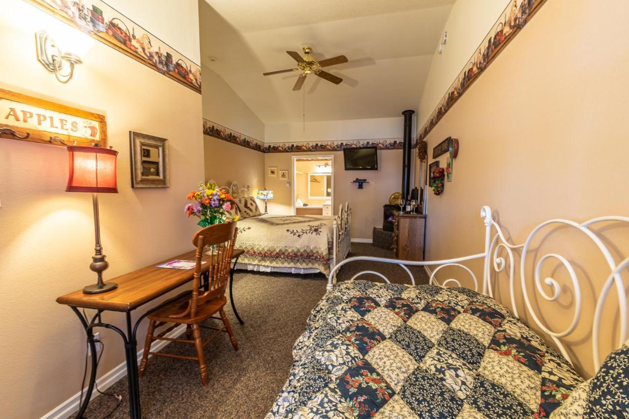 Apples Bed And Breakfast Inn Big Bear Lake Exterior foto